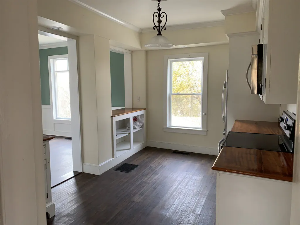 188 Mount Vernon Street Newport City VT 05855