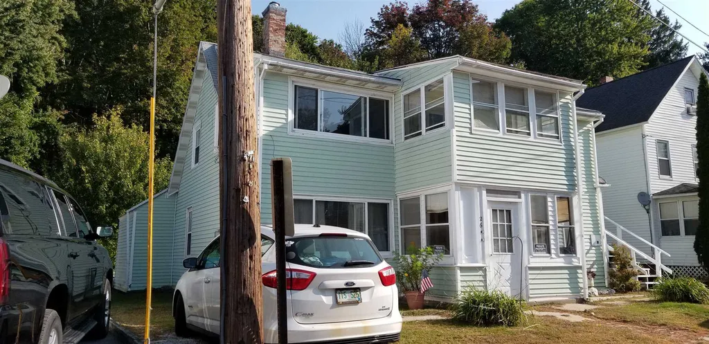 26 Dundee Avenue Hooksett NH 03106