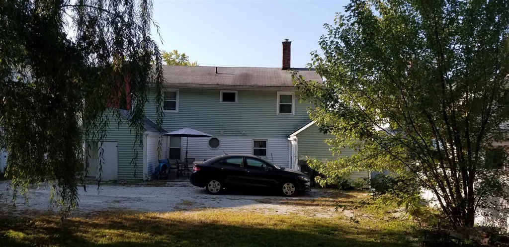 26 Dundee Avenue Hooksett NH 03106
