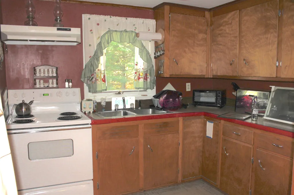 411 Bow Lake Road Northwood NH 03261