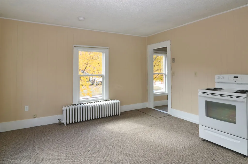 196 Main Street Gorham NH 03581