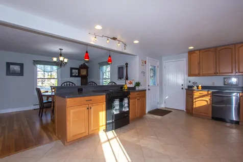 2 Belmont Circle Hampton NH 03842