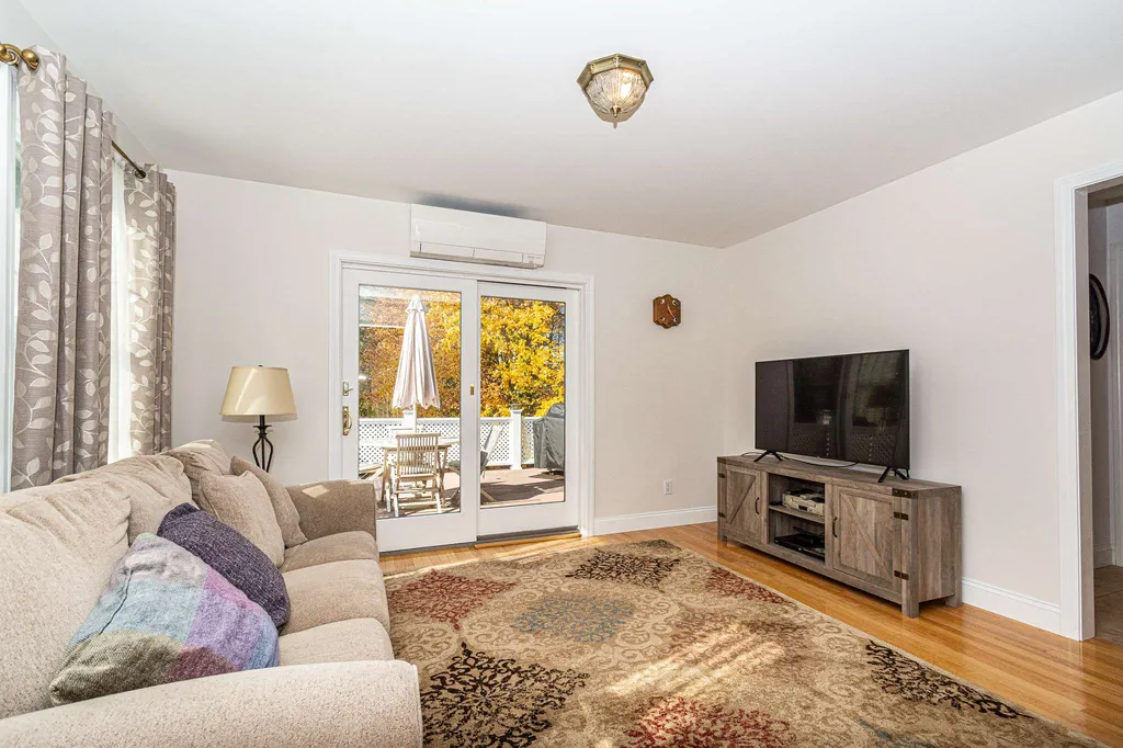 36 Pineo Farms Road Seabrook NH 03874