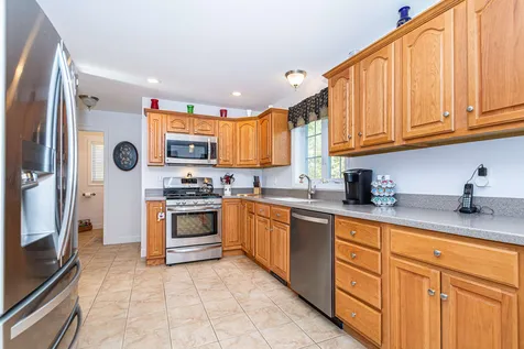36 Pineo Farms Road Seabrook NH 03874