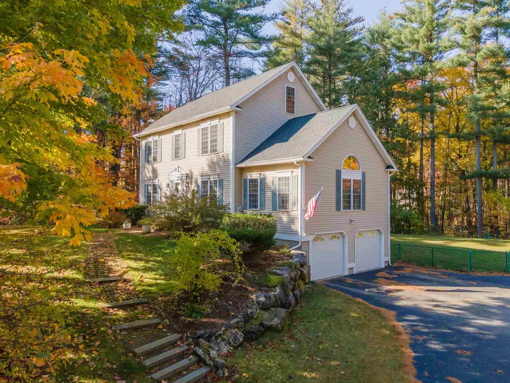 16 Tavistock Drive Bedford NH 03110