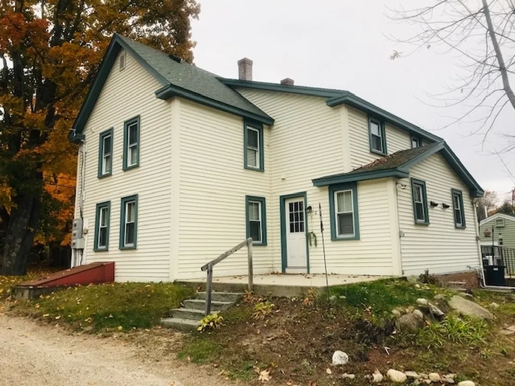 623 South Main Street Wolfeboro NH 03894