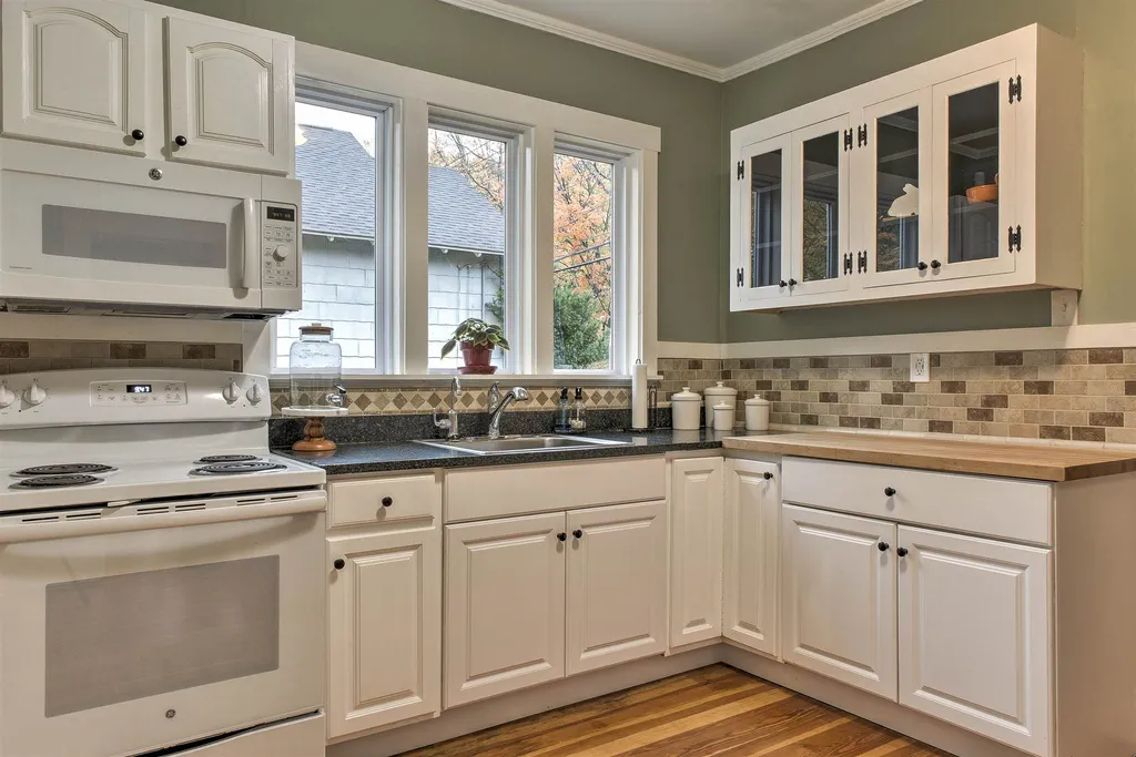 43 Eastern Avenue Keene NH 03431