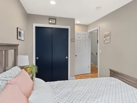 J15 Stonehedge Drive South Burlington VT 05403