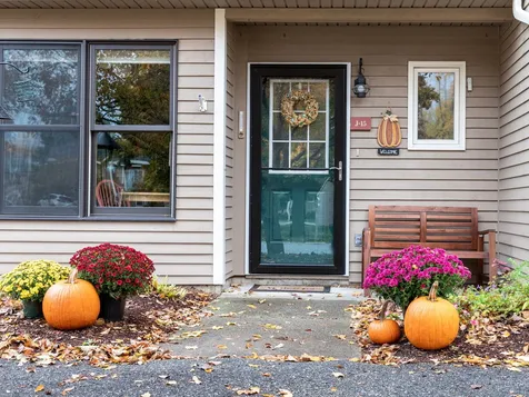 J15 Stonehedge Drive South Burlington VT 05403