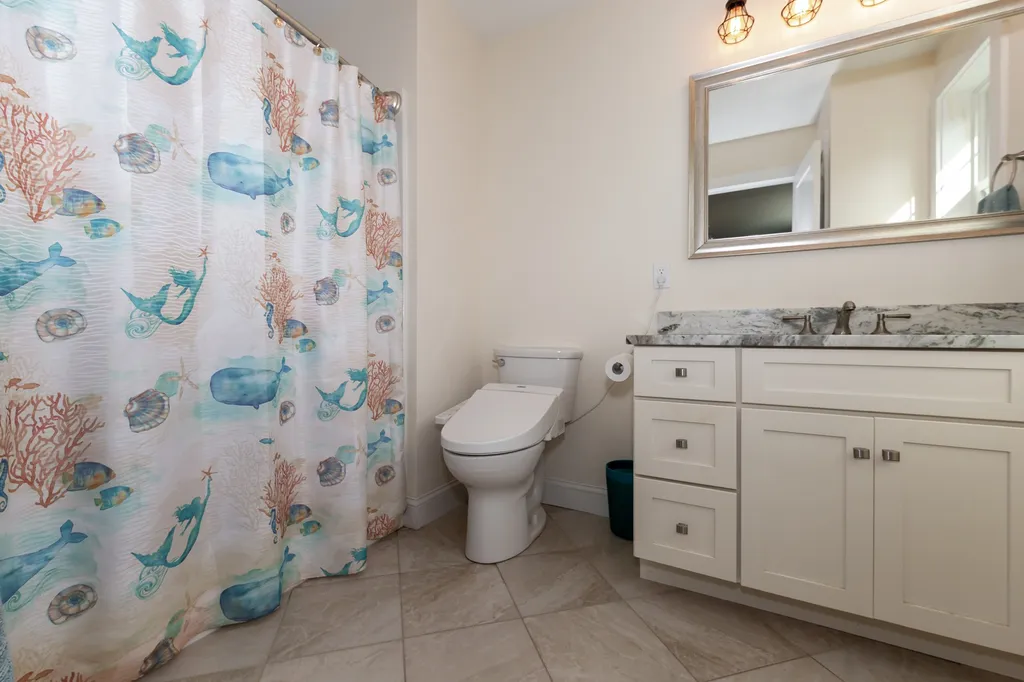 2 Chestnut Way Lee NH 03861