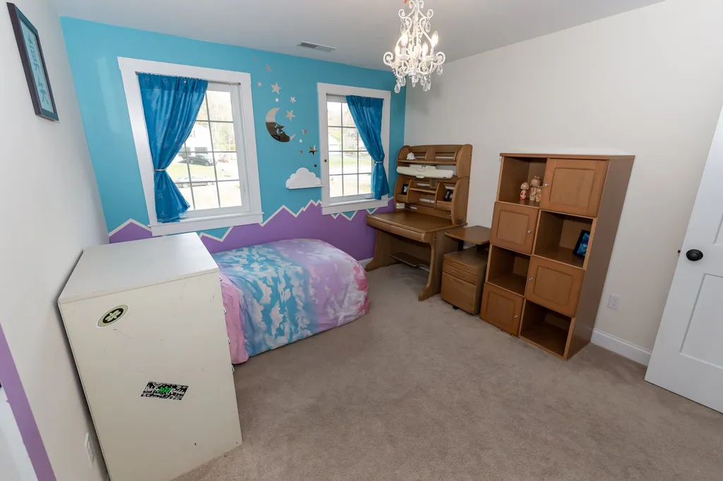 2 Chestnut Way Lee NH 03861