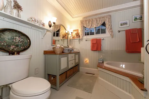 24 Cedarbrook Drive Dover NH 03820