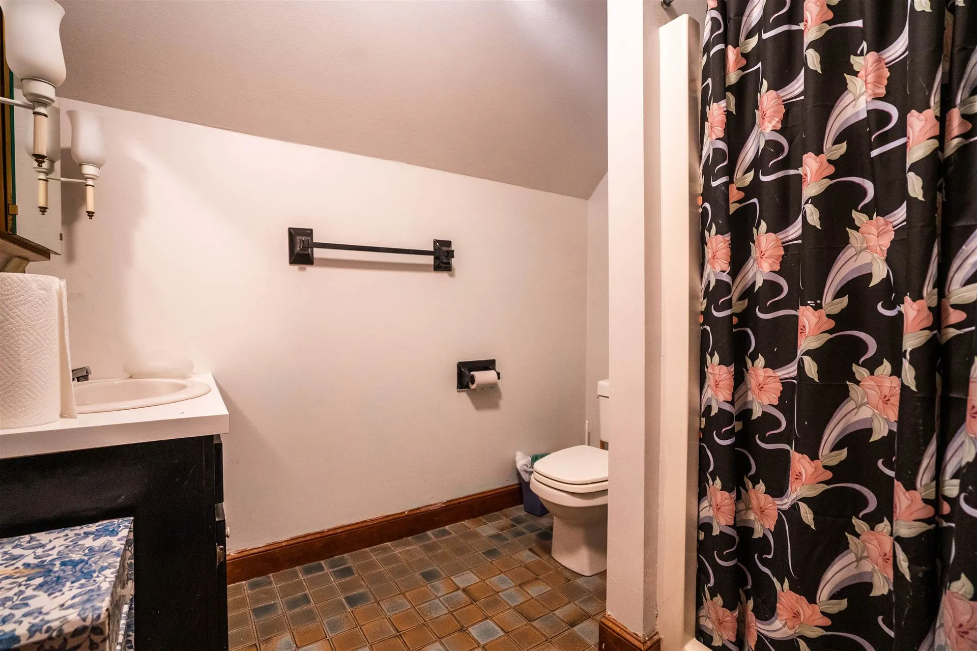 3 Julian Road Derry NH 03038