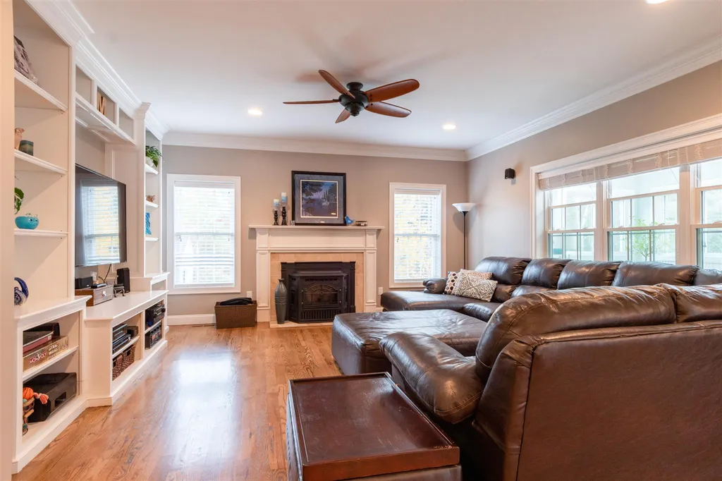 17 Brieann Drive Merrimack NH 03054