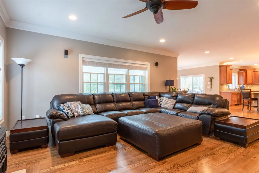 17 Brieann Drive Merrimack NH 03054