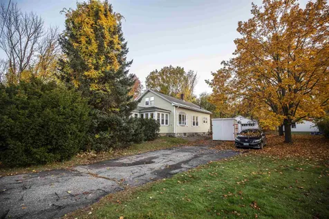 997 Island Pond Road Manchester NH 03109