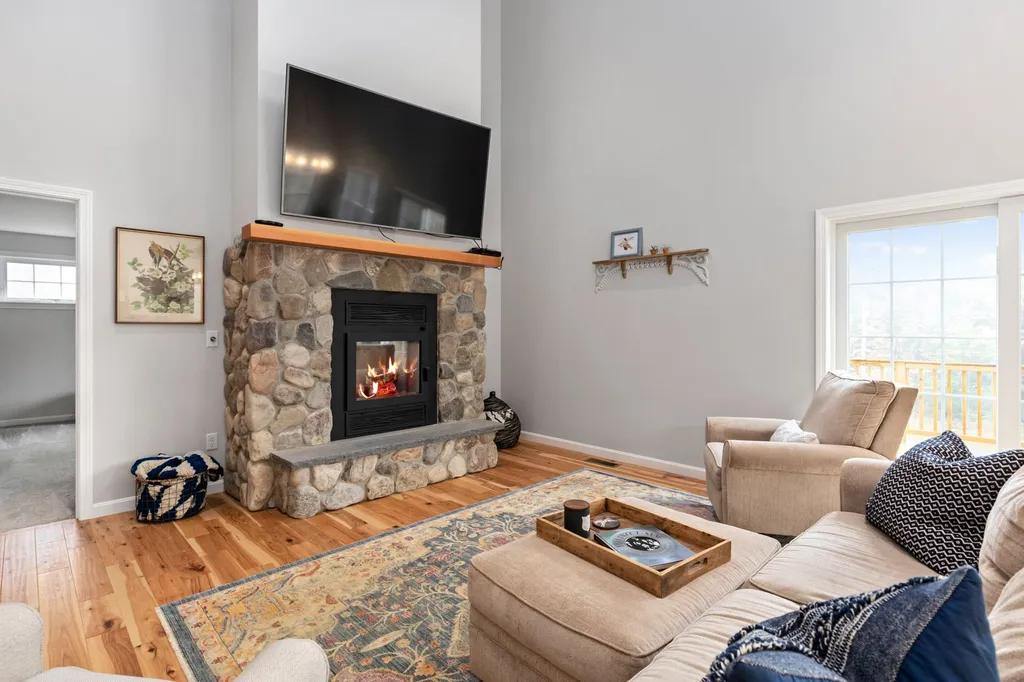 840 First Crown Point Road Strafford NH 03884
