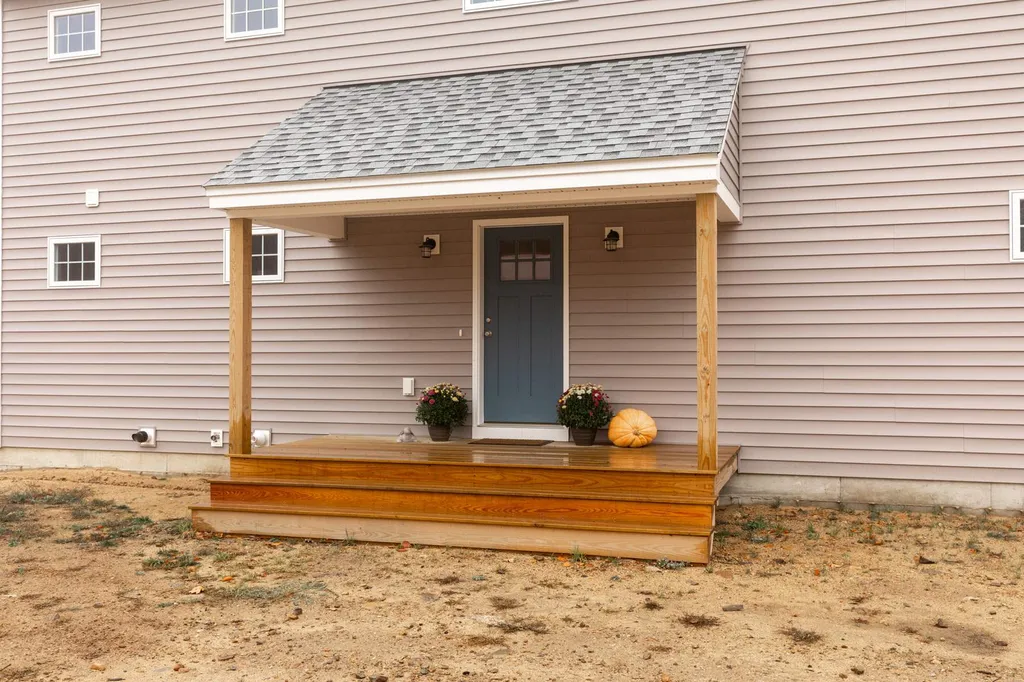 840 First Crown Point Road Strafford NH 03884