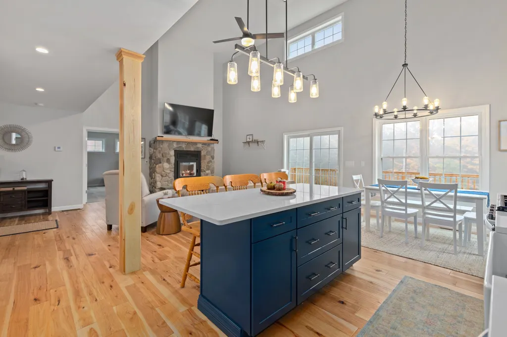 840 First Crown Point Road Strafford NH 03884