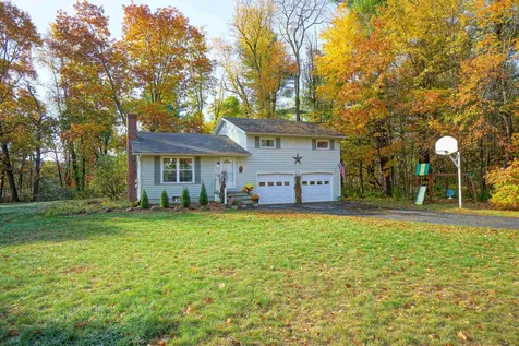 24 Glenwood Drive Goffstown NH 03045