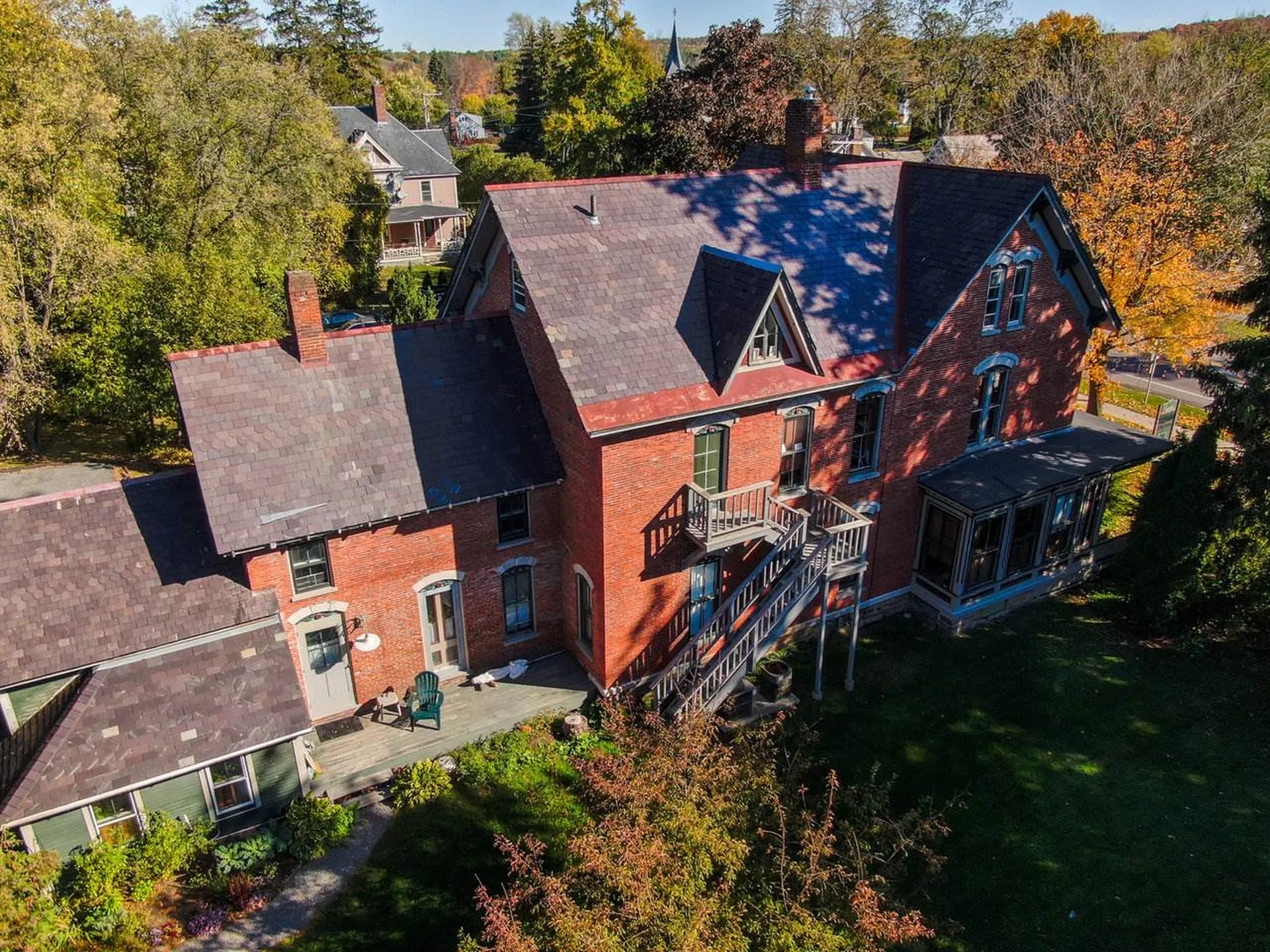 5224 Shelburne Road Shelburne VT 05482