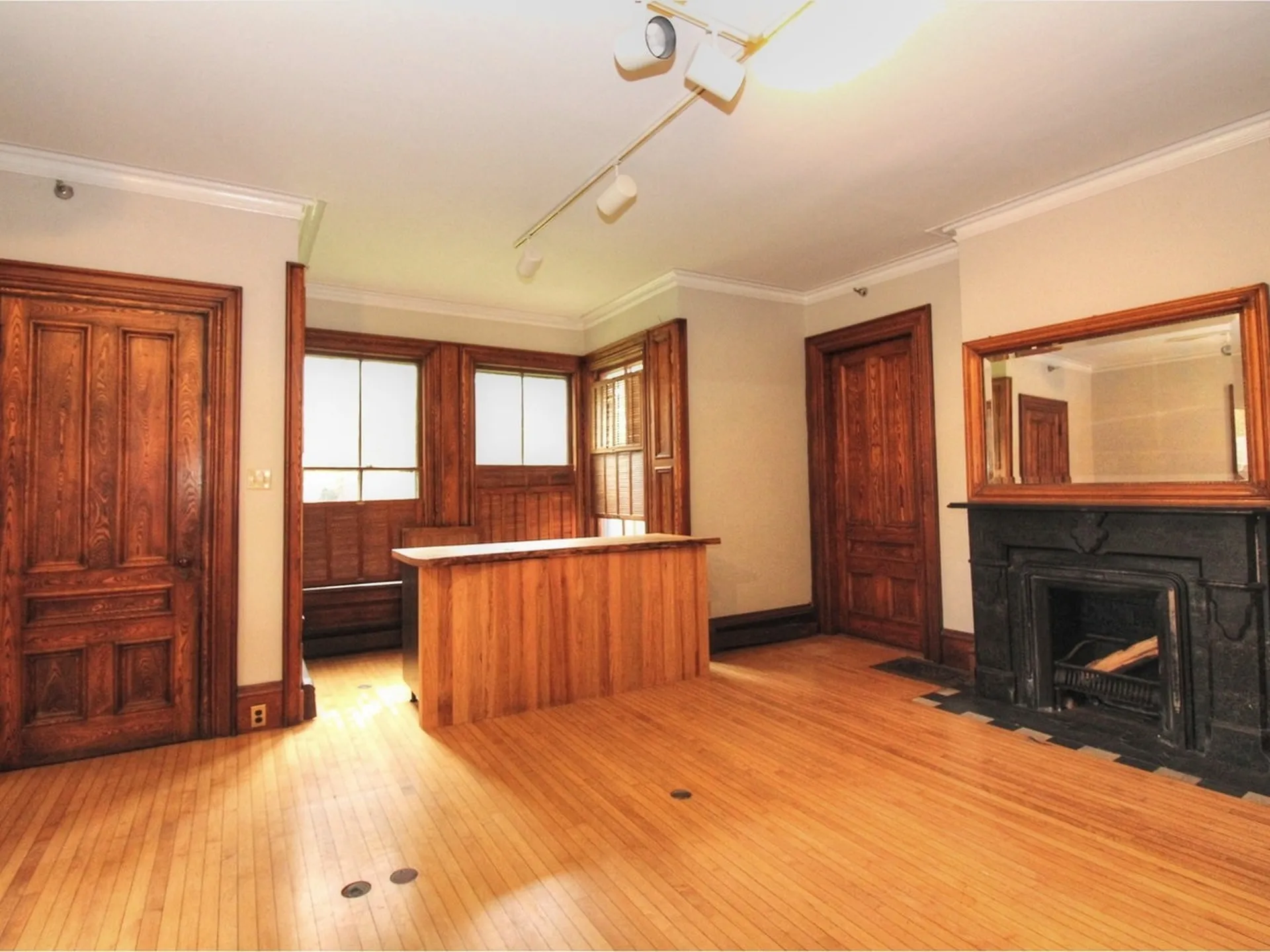 5224 Shelburne Road Shelburne VT 05482