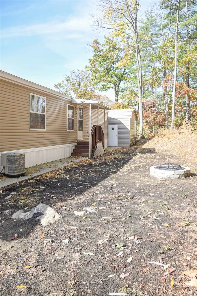 22 Main Street Northwood NH 03261