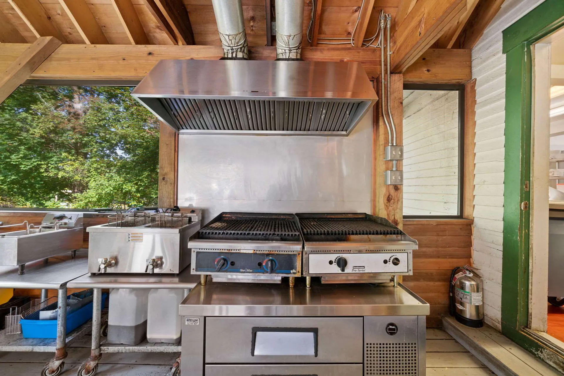 28 Shepard Hill Road Holderness NH 03245