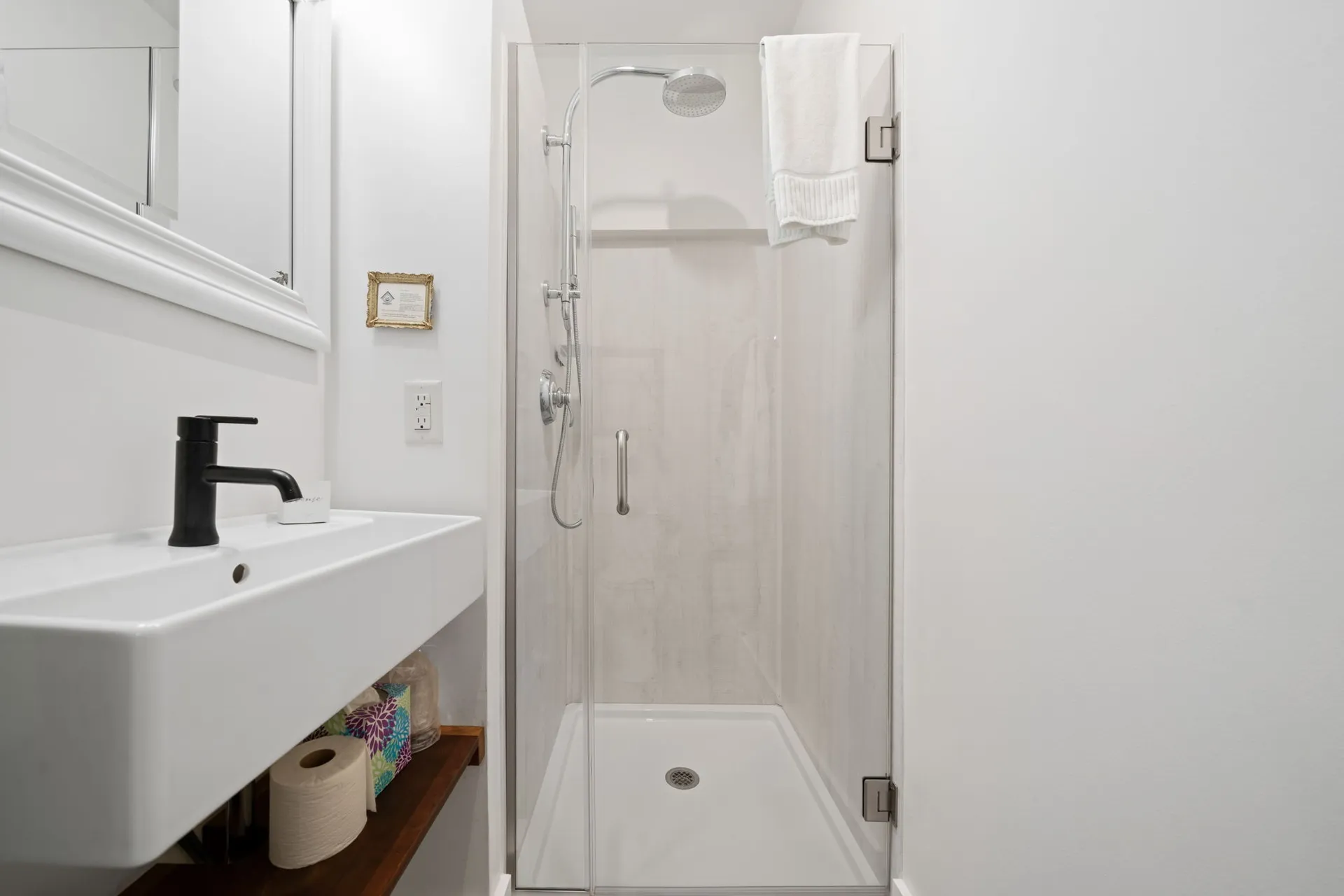 28 Shepard Hill Road Holderness NH 03245