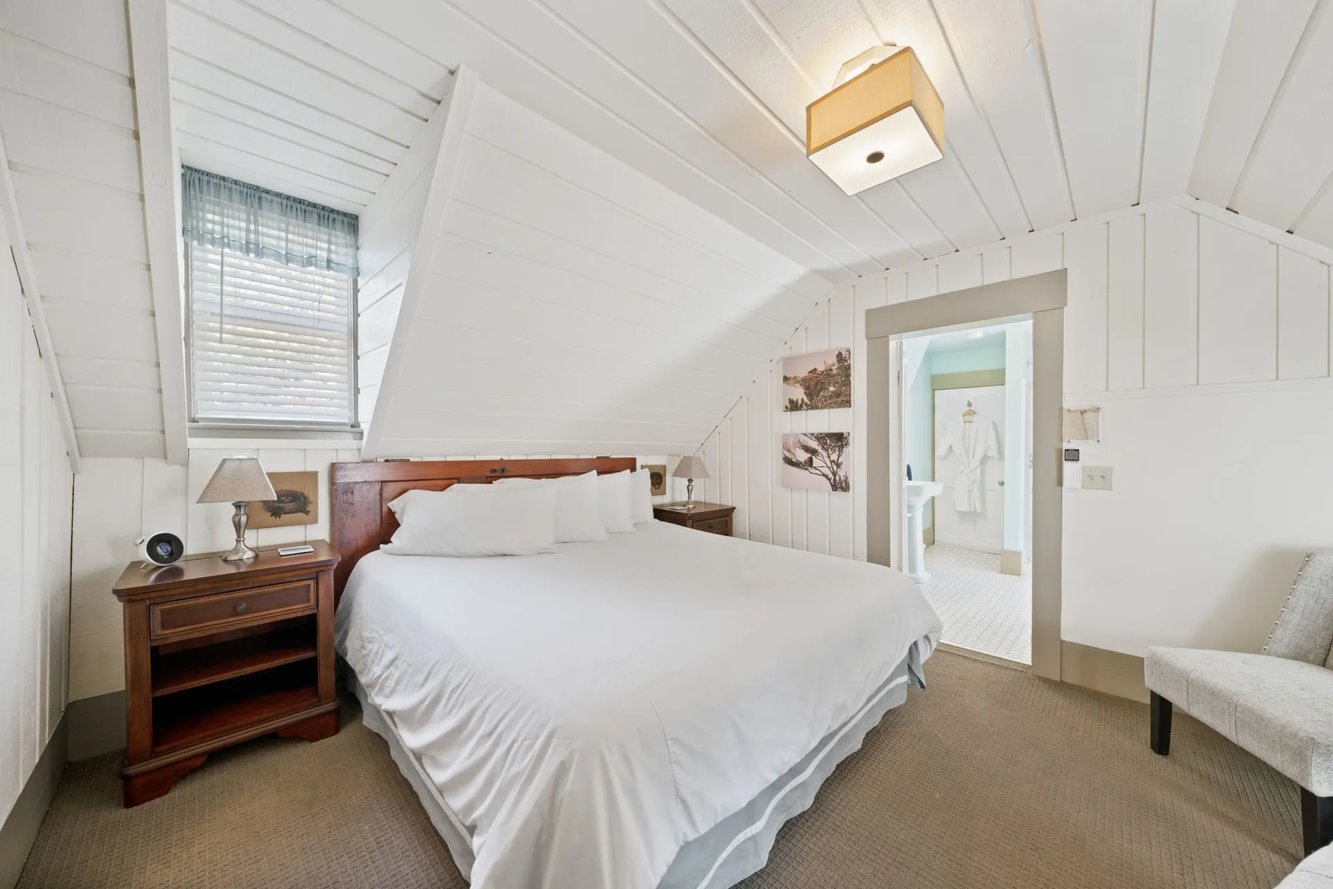 28 Shepard Hill Road Holderness NH 03245