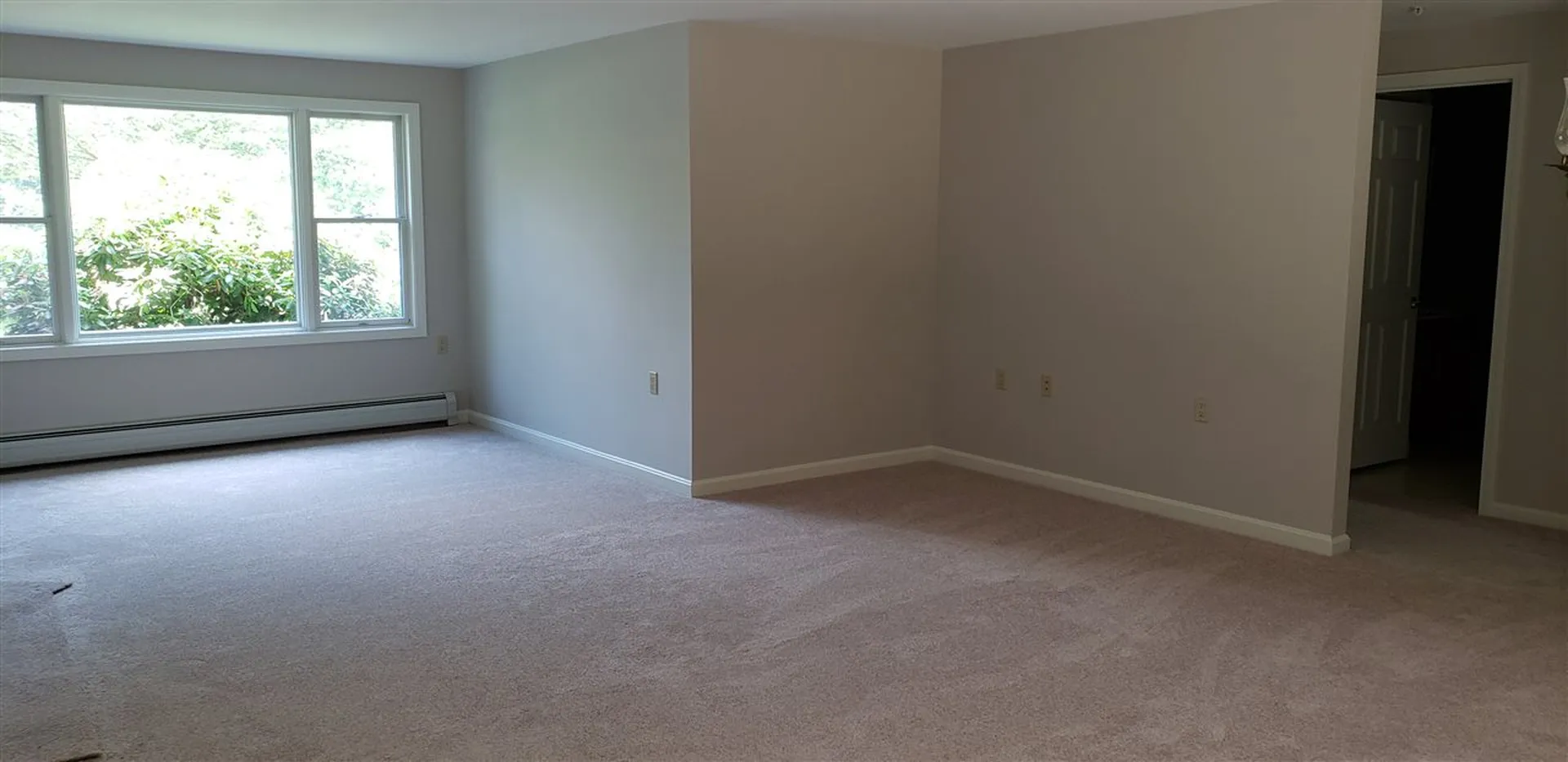 227B Taylor Circle Pembroke NH 03275