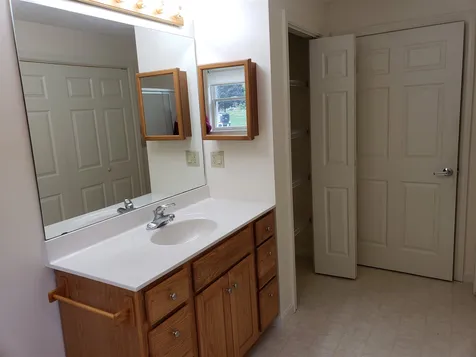 227B Taylor Circle Pembroke NH 03275
