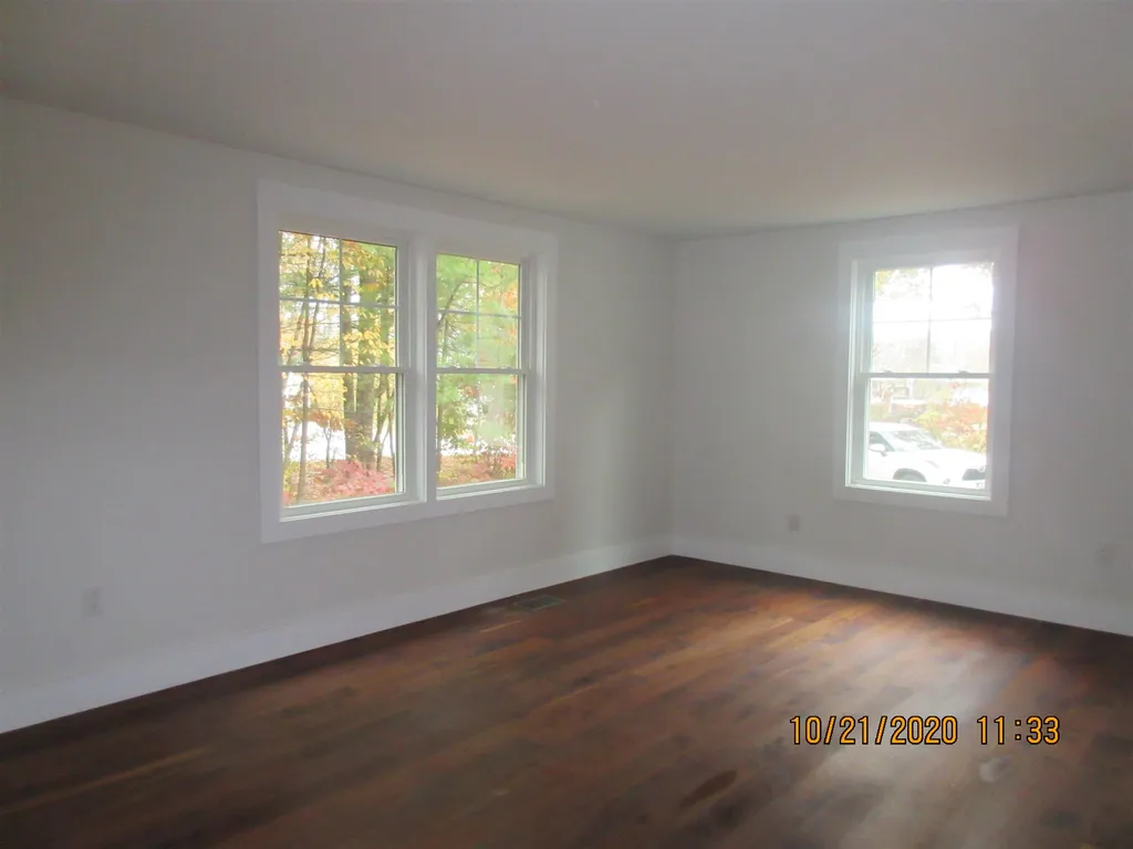 178 Chestnut Hill Road Rochester NH 03867-5124