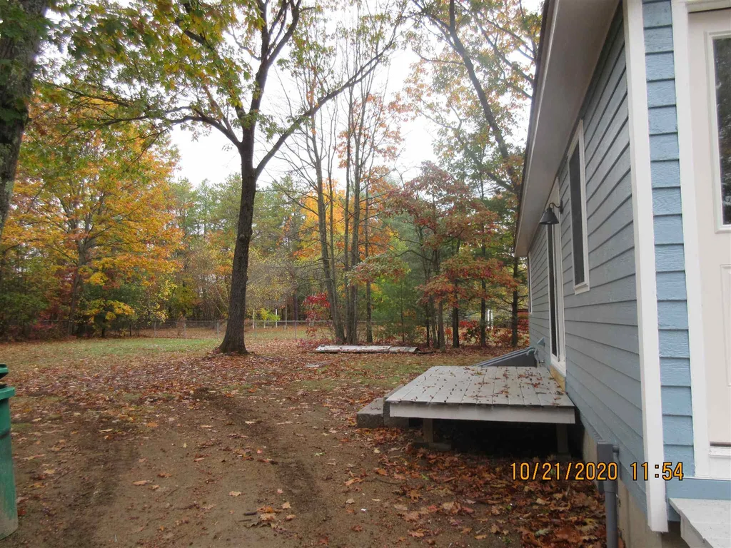 178 Chestnut Hill Road Rochester NH 03867-5124