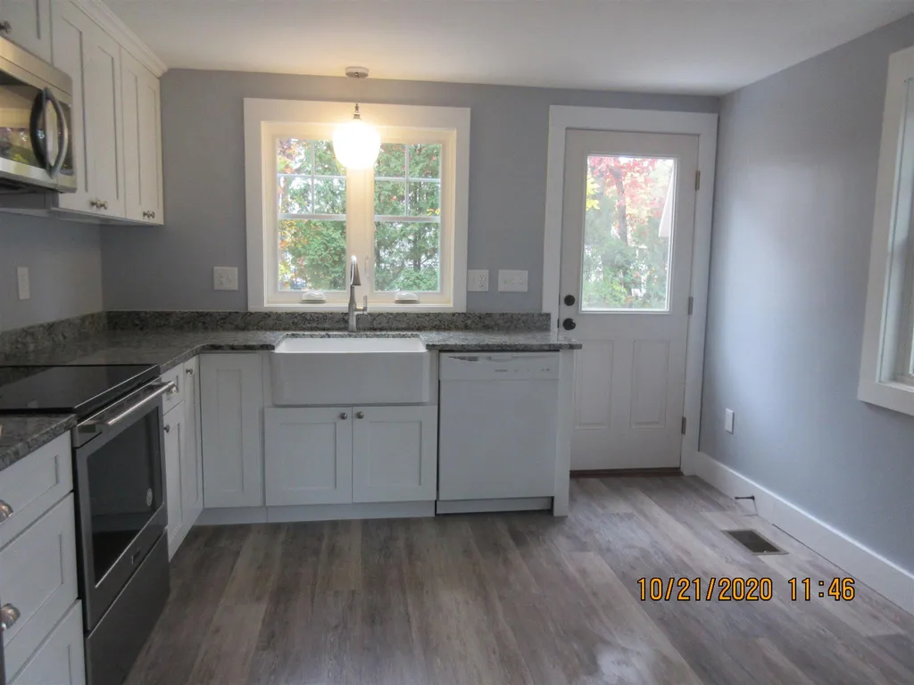 178 Chestnut Hill Road Rochester NH 03867-5124