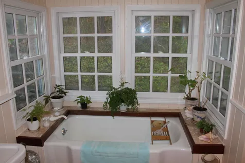 1403 Irish Hill Road Shelburne VT 05482