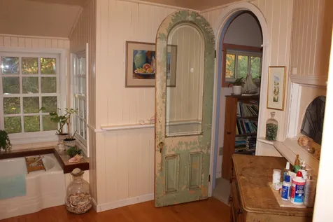 1403 Irish Hill Road Shelburne VT 05482
