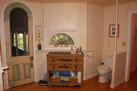 1403 Irish Hill Road Shelburne VT 05482