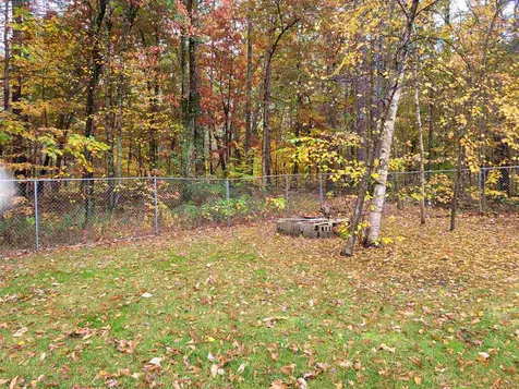28 Chester Road Raymond NH 03077