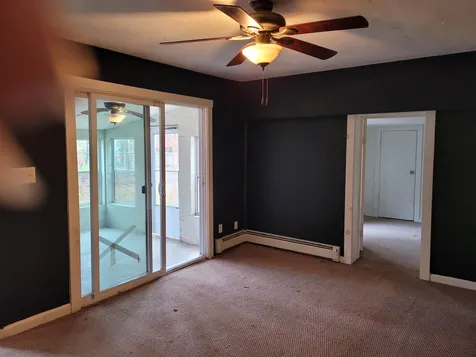 28 Chester Road Raymond NH 03077
