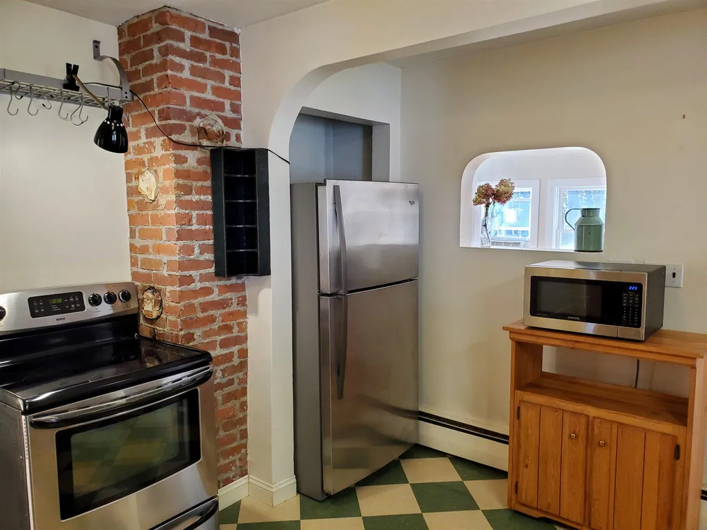 22 Beruk Hill Road Hinsdale NH 03451
