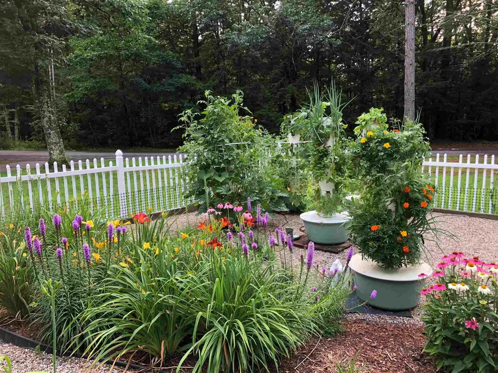 20 Sherman Avenue Brentwood NH 03833