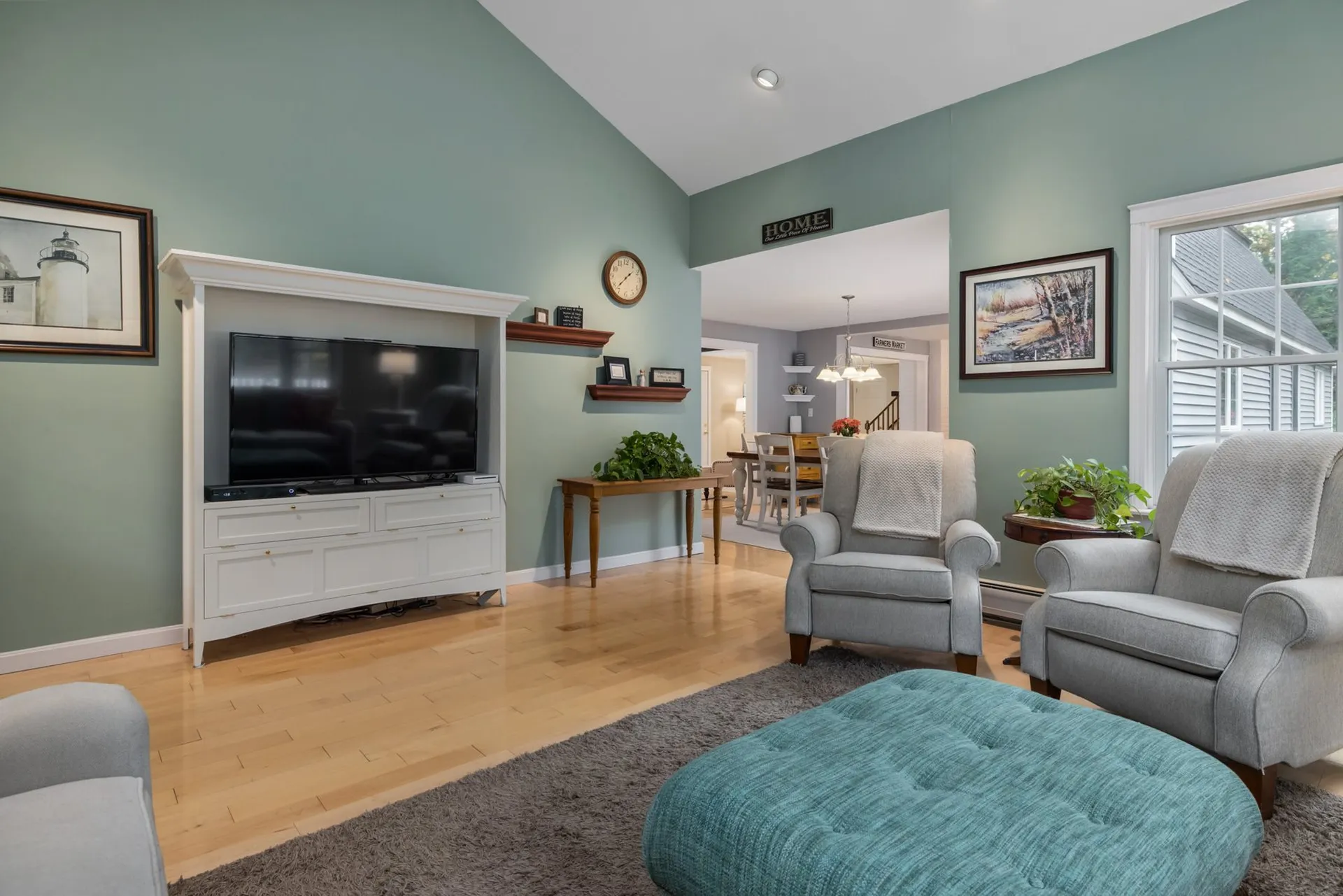 20 Sherman Avenue Brentwood NH 03833