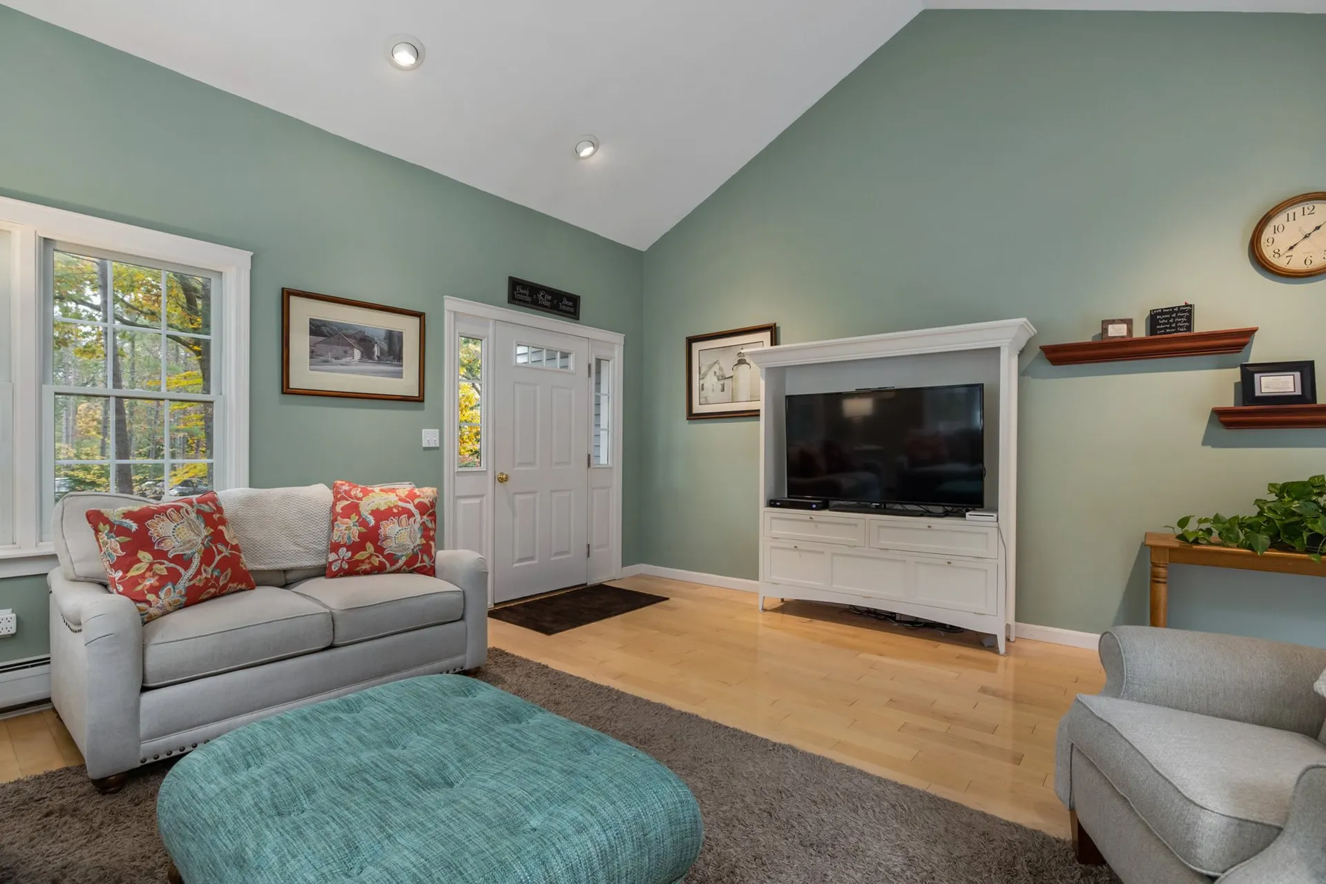 20 Sherman Avenue Brentwood NH 03833
