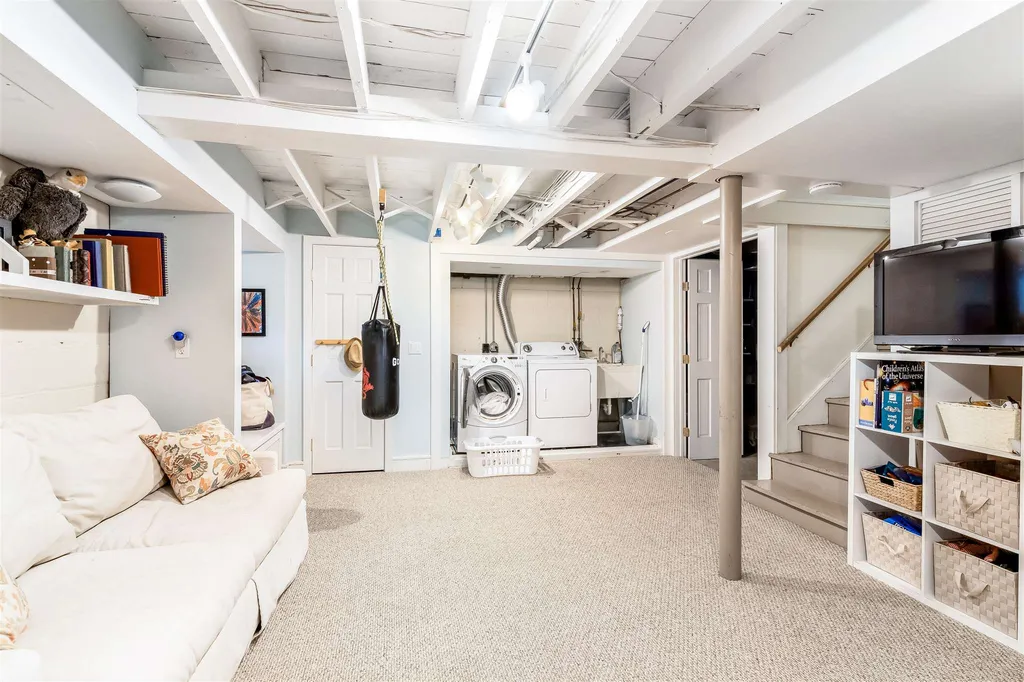 44 Thibault Parkway Burlington VT 05401