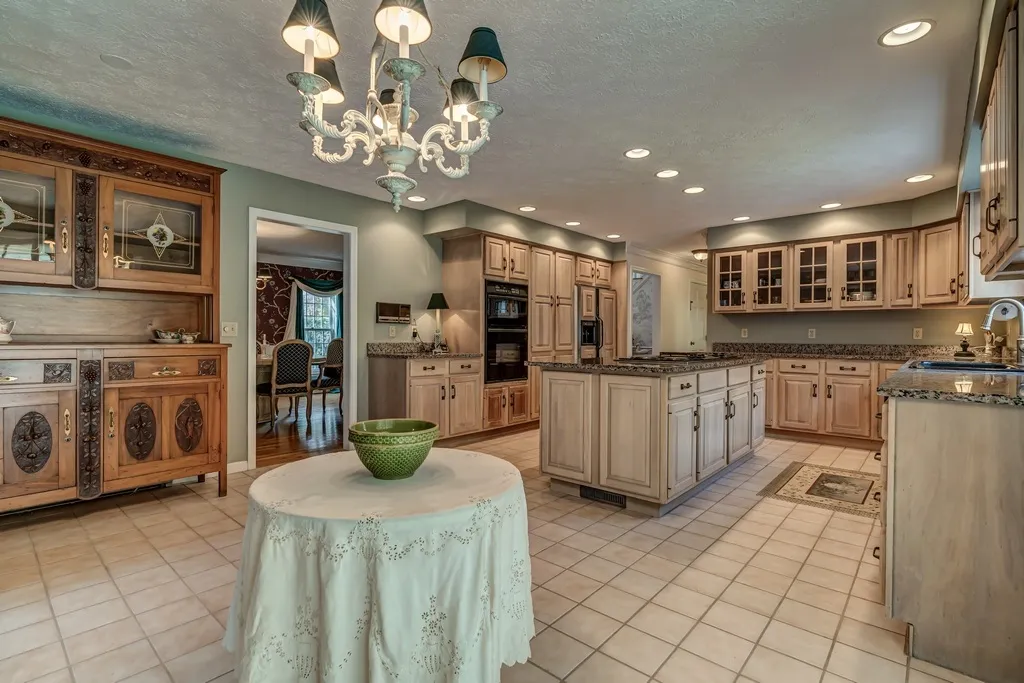 73 Mack Hill Road Amherst NH 03031
