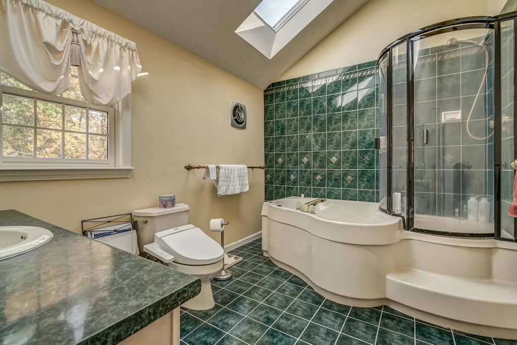 73 Mack Hill Road Amherst NH 03031