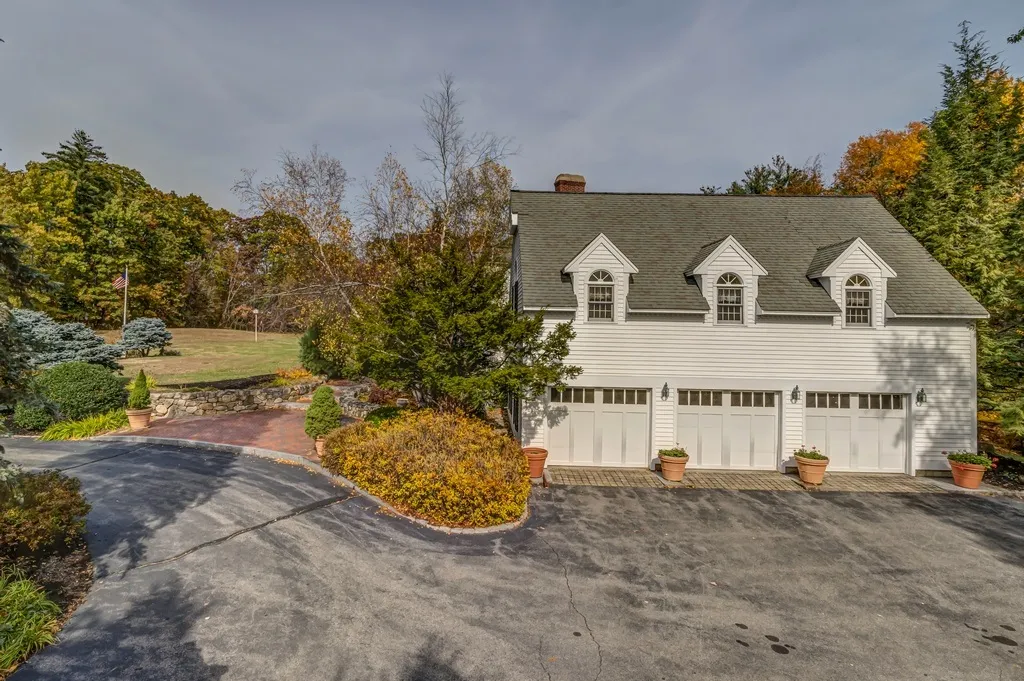 73 Mack Hill Road Amherst NH 03031