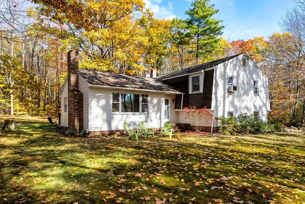 33 Swain Road Barrington NH 03825