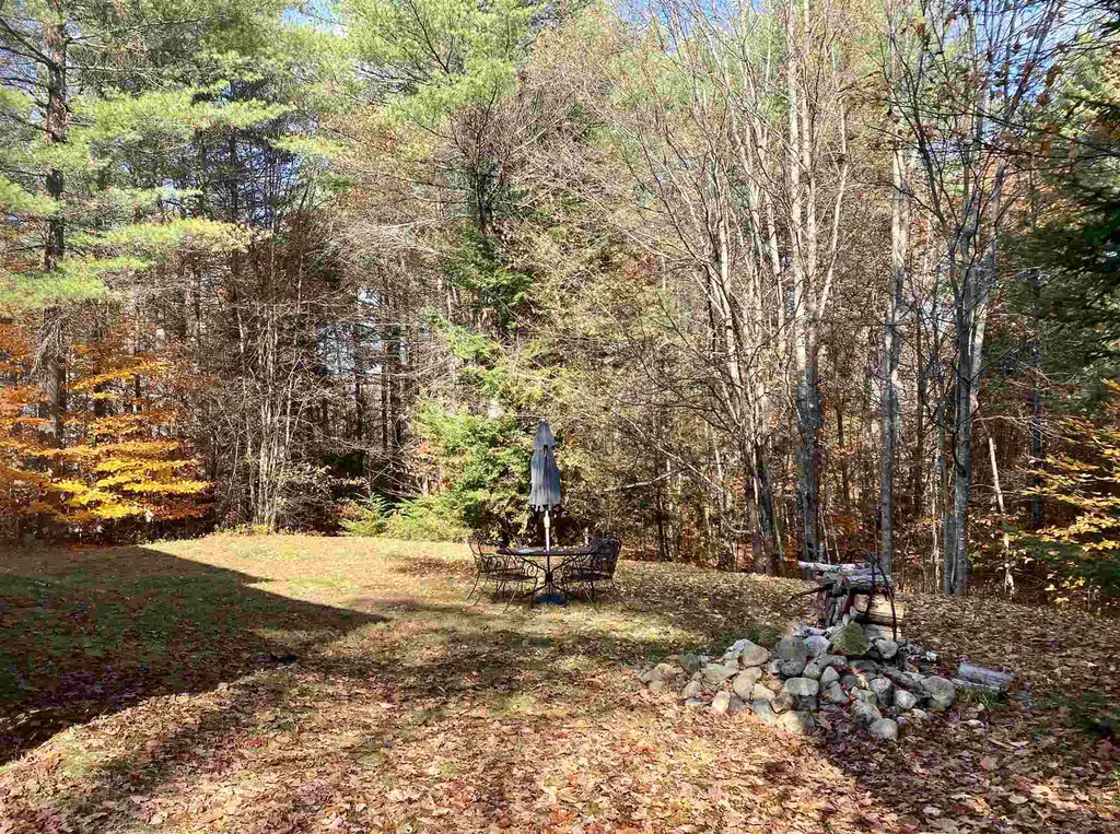 49 Henry Drive Effingham NH 03882